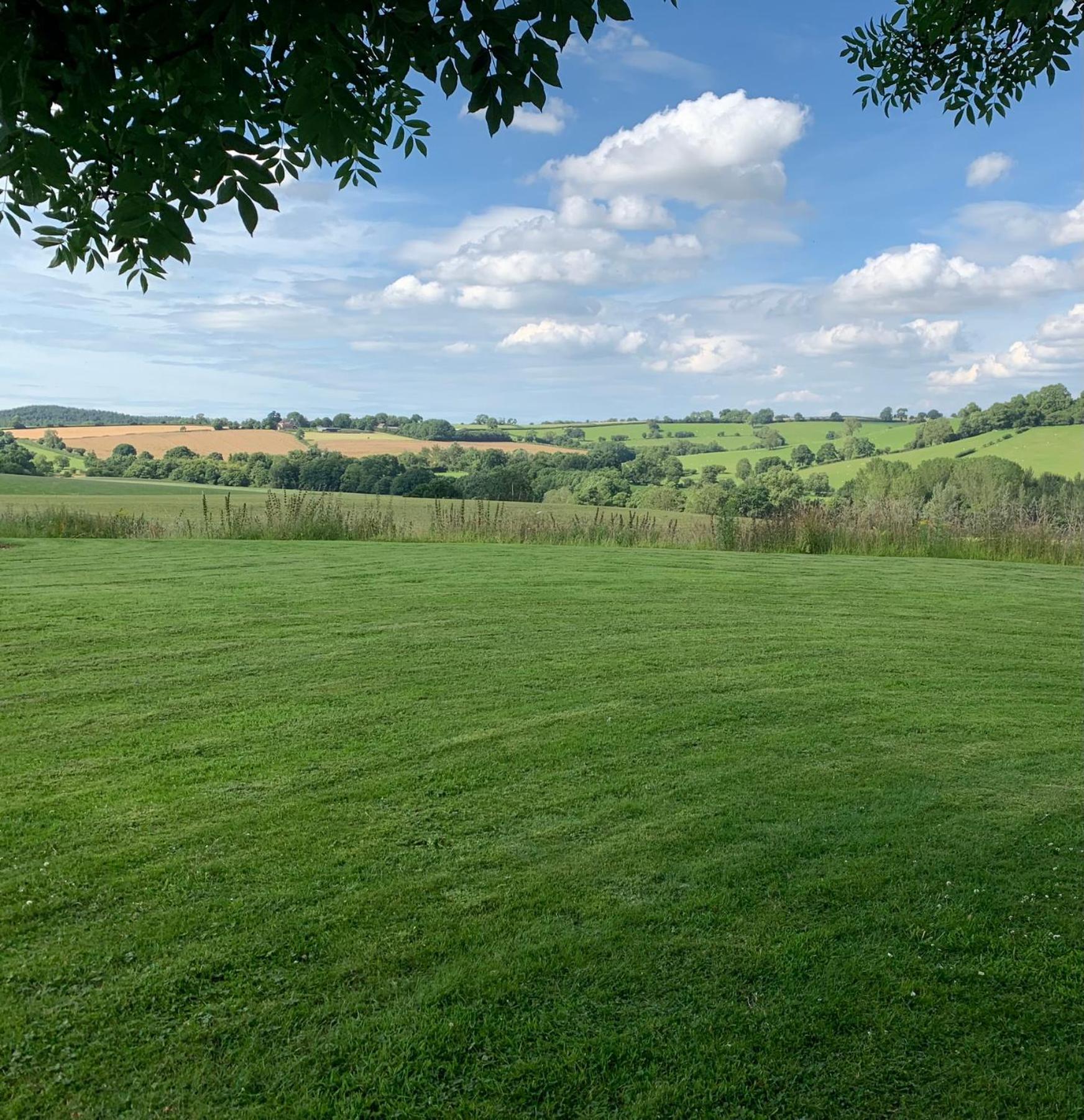 Upper Home Farm Plaish Exterior photo